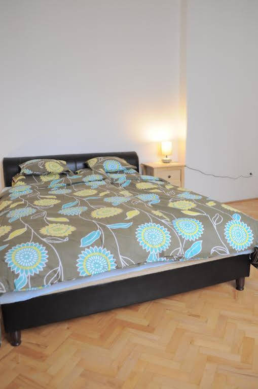 Great Buda Apartman Budapeşte Dış mekan fotoğraf